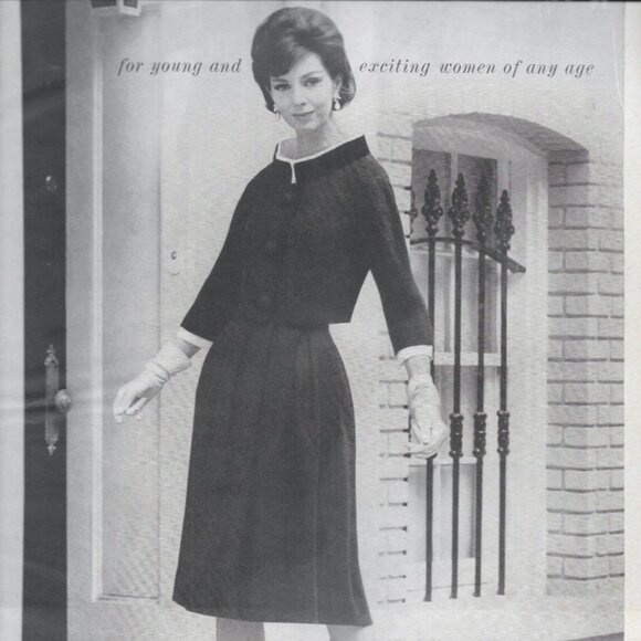 Vintage 1950s–1960s Lilli Ann Wool Suit with Detachable Mink Collar - Picture 11 of 12